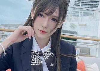 腐团儿Ikaros的学妹写真集，脑补功力UP，更新这个“校园传说”！