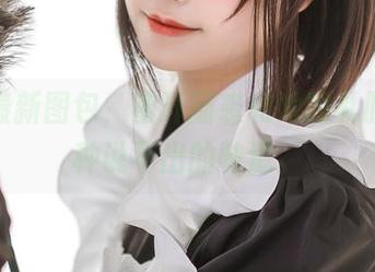 罗列最新图包，蜜汁猫裘和她的礼服，一种说不出的味道。