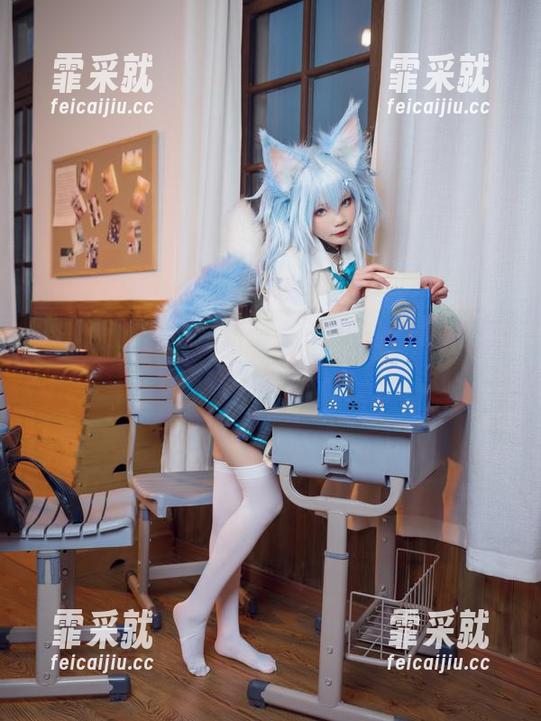 铁打萌萌_moi 动人心弦!铁打萌萌_moi的套装高清原图,看了只想唏嘘。